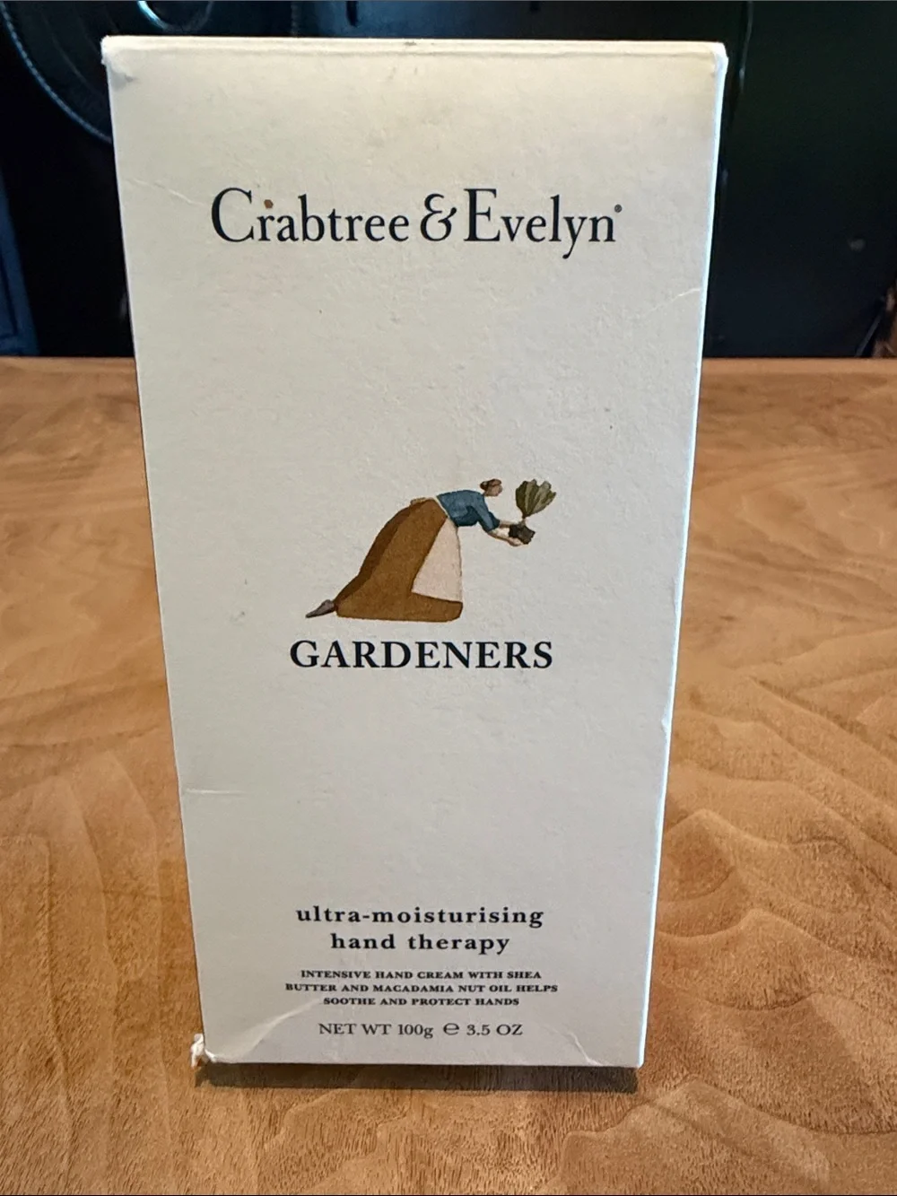 New Sealed Crabtree & Evelyn Gardeners Ultra Moisturizing hand Therapy